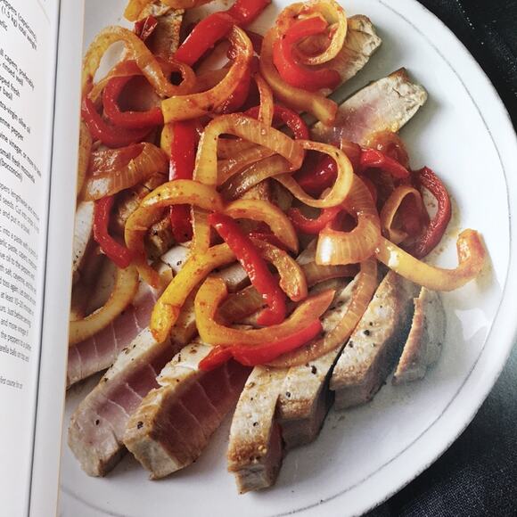 Williams-Sonoma Cooking from the Farmers' Market Cookbook Hard Cover Dust Jacket - Picture 7 of 9